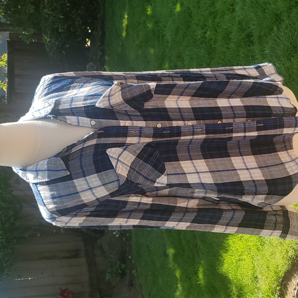 Plaid top